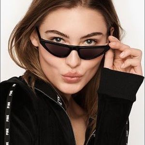 💫skinny cat eye sunnies